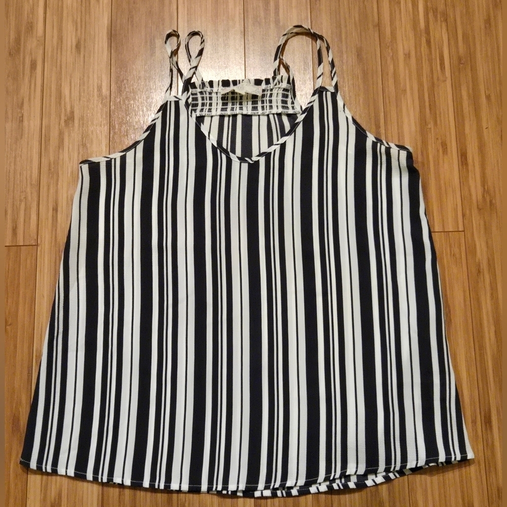 Pink Rose Striped Black and White Sleevless Top